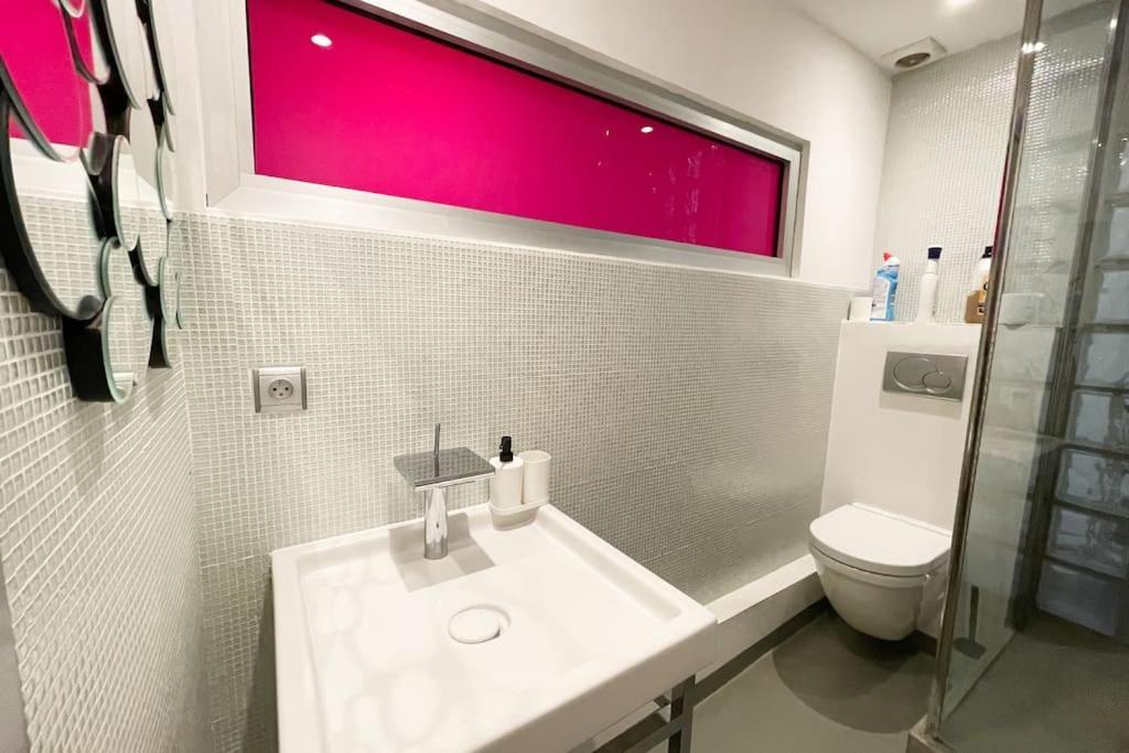 Appartamento Cosy Appartement, Moderne, Fuchsia, Industriel Nizza